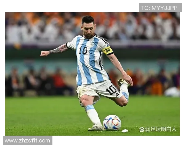 足球历史巨星排名及其地位解析：从贝利到梅西的时代更替与传奇塑造